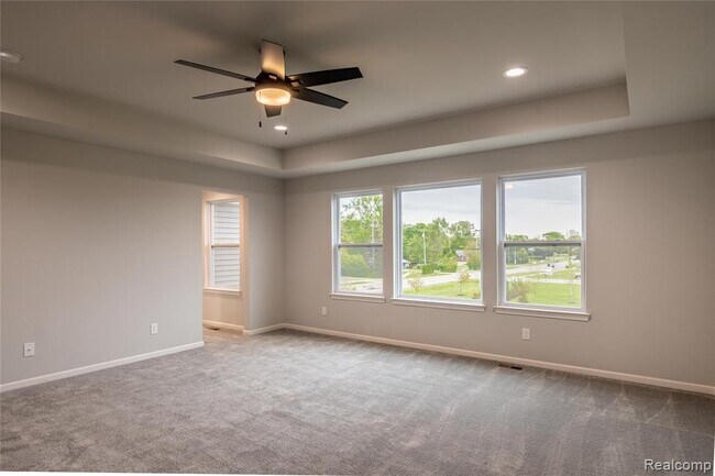 Building Photo - 24180 Liberty Hill Dr