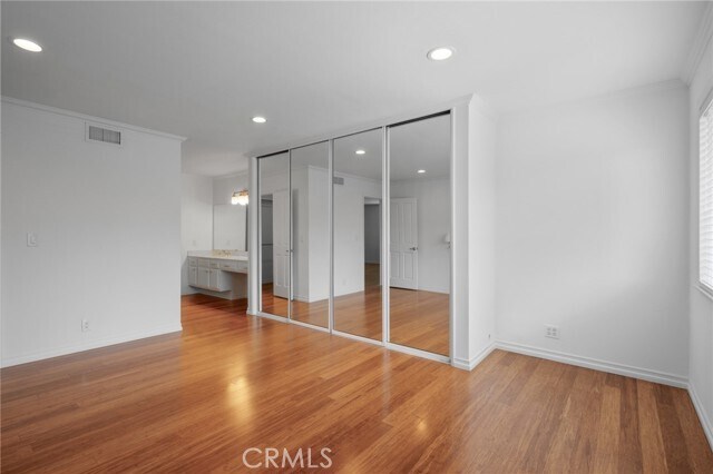 Building Photo - 28100 Ridgefern Ct