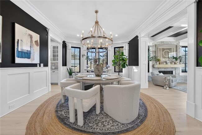 Building Photo - 1812 Wellbourne Dr NE