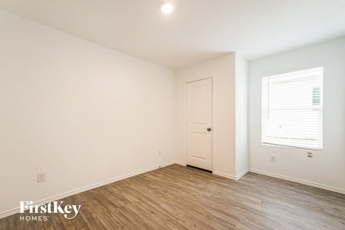 Building Photo - 14810 Dillard Ml