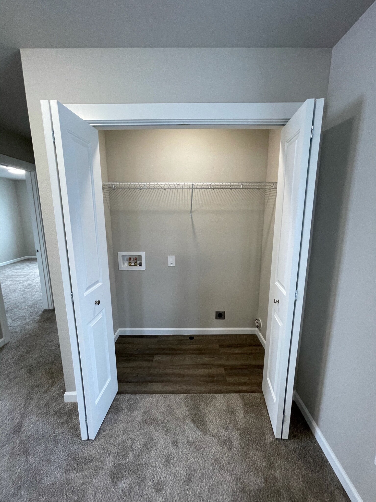 Laundry - 9016 W Winona Rd