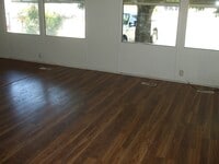 Building Photo - $500 rent credit for approved tenant. 3 bed 2 bath manufactured with new flooring