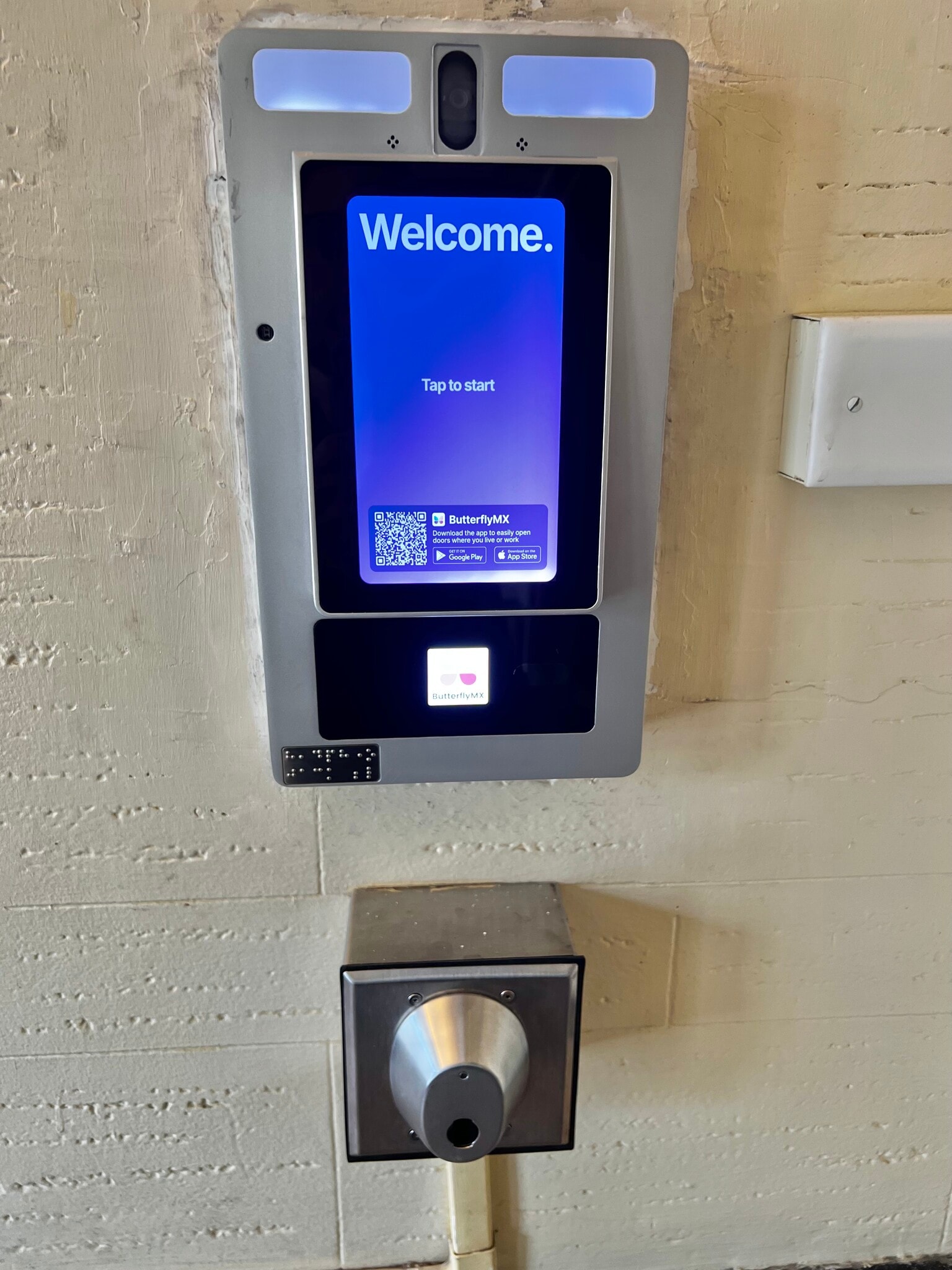 Building Photo - 131 Kensington Ave