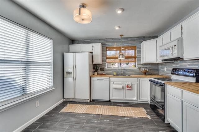 Building Photo - 3309 Nice Dr