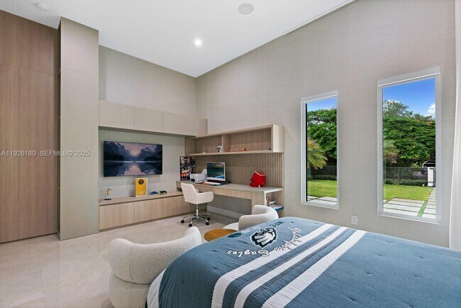 Building Photo - 80 NW 129th Ave