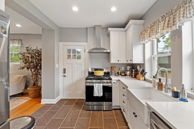 Building Photo - 1328 Enslow Blvd