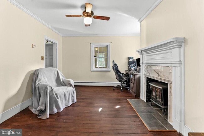 Building Photo - 990 Chesterville Rd