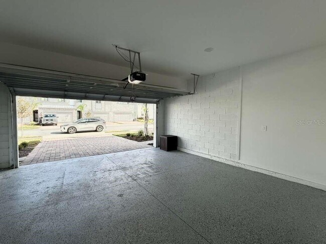 Building Photo - 120 Bogey Dr