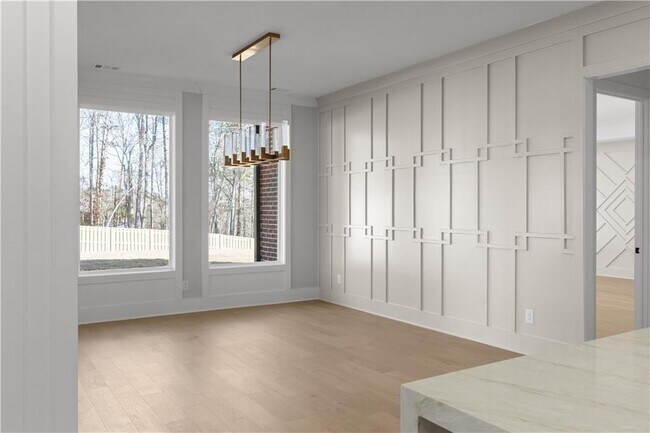 Building Photo - 407 Buford