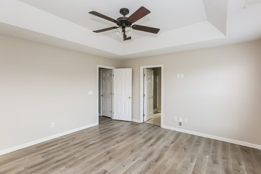 Building Photo - 11928 Creek Turn Dr