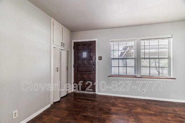 Building Photo - 231 Craigmont Ln