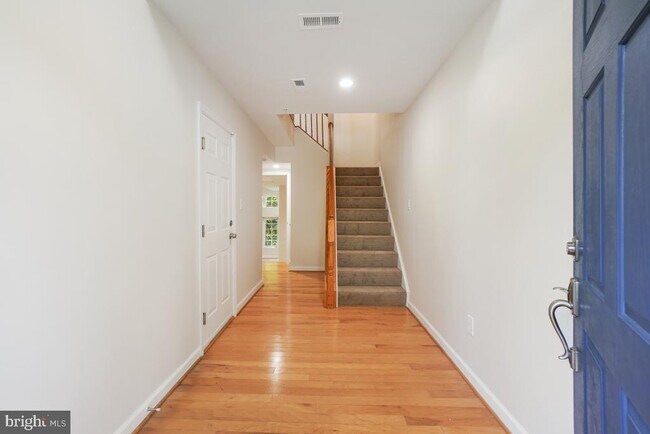 Building Photo - 4844 Lee Hollow Pl