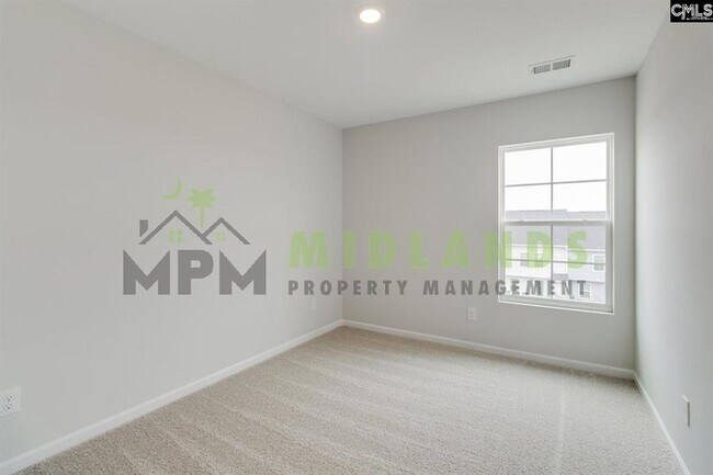 Building Photo - 3068 Harborview Dr