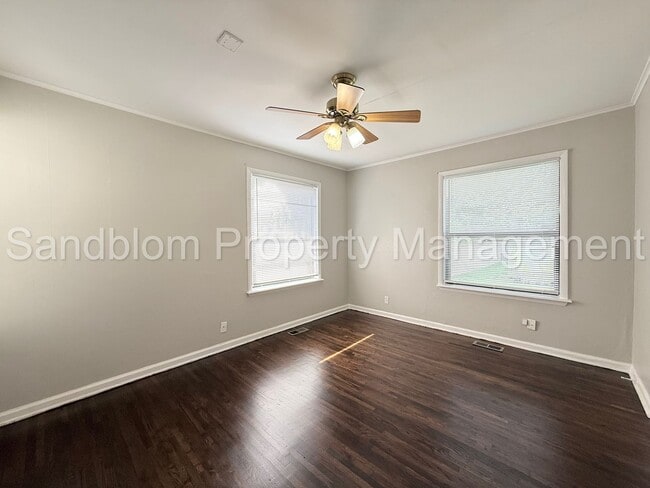 Building Photo - For Lease | Tulsa | $1100 Rent