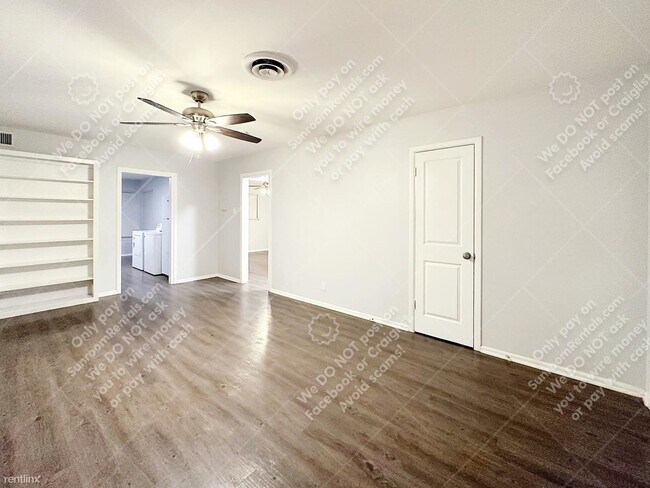 Building Photo - 2 br, 1 bath Duplex - 254 Sunnyland Dr