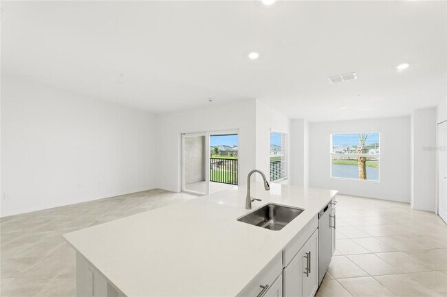 Building Photo - 19015 Scallop Lp