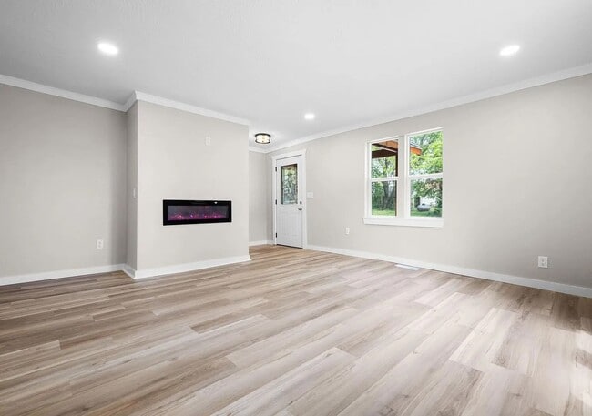 Building Photo - Perfect Family Home in Bolivar