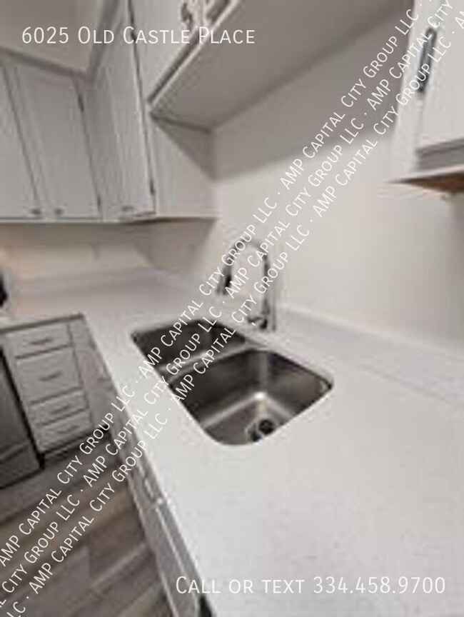 Building Photo - 6025 Oldcastle Pl