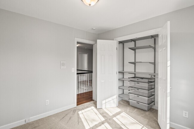 Building Photo - 309 Caraway Ln