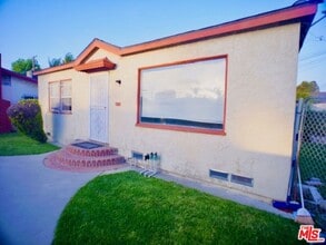 Building Photo - 3726 W 112th St