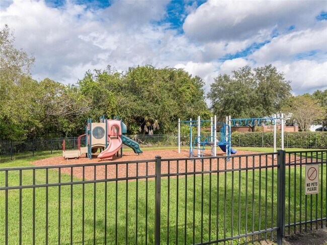 Building Photo - 10140 Somersby Dr