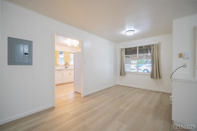 Building Photo - PEARL CITY — $3295 Kaleilani St | 3BR / 1 BA Single-Family Home