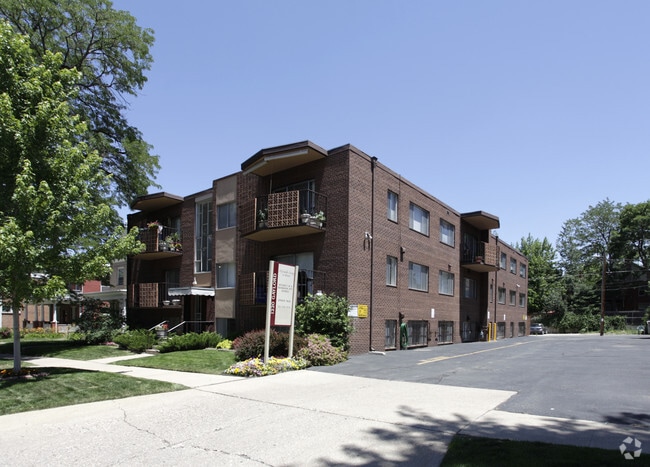 Primary Photo - Gaylord Apartments