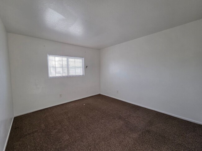 Building Photo - 4368 N Vornsand Dr