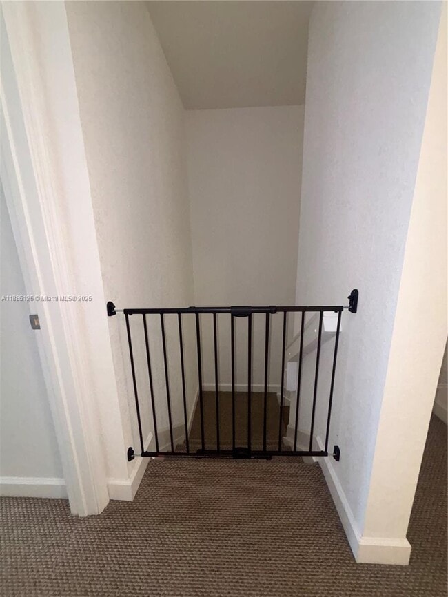 Building Photo - 1238 NW 4th Ln