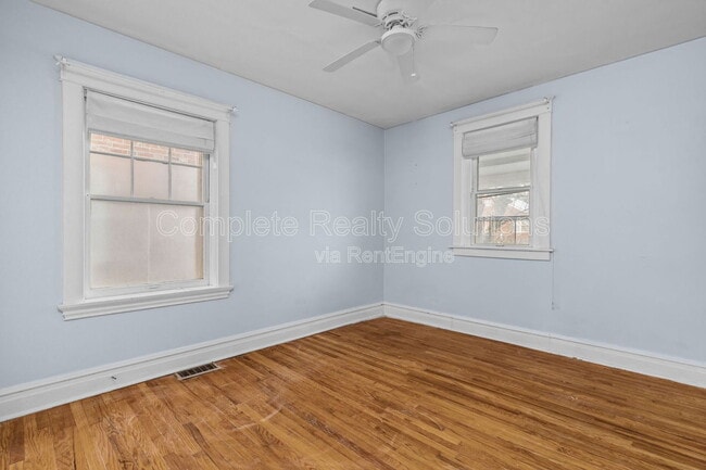 Building Photo - 5223 Bancroft Ave