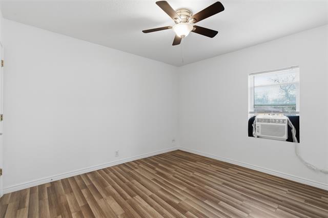 Building Photo - 613 W Murray St