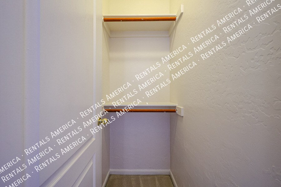 Building Photo - 14759 N 98th St