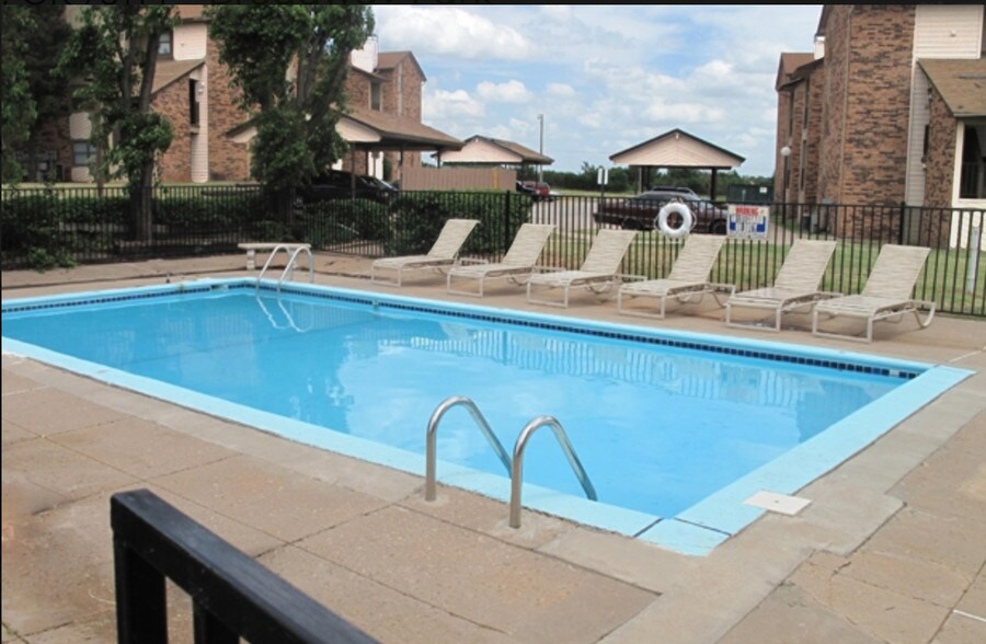 Diamond Ridge 408 Summit Ridge Dr Oklahoma City OK 73114 Apartment