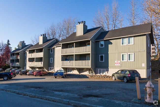 Building Photo - 601 E 16th Ave
