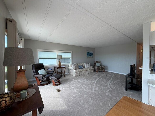 Building Photo - 542 Tampico Dr
