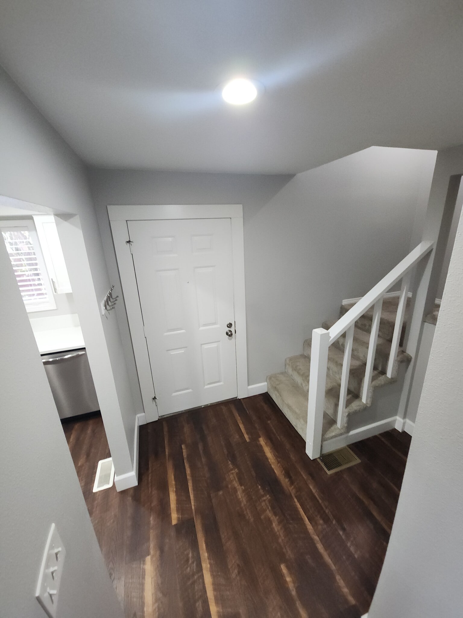 Building Photo - 38 NE 143rd Ave