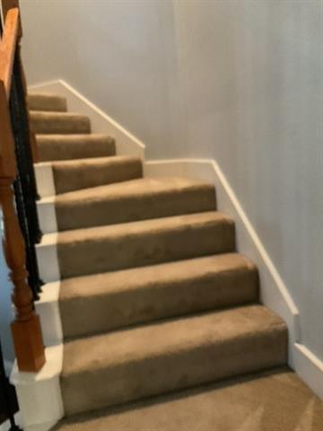 Building Photo - 2520 Pinnacle Point Dr