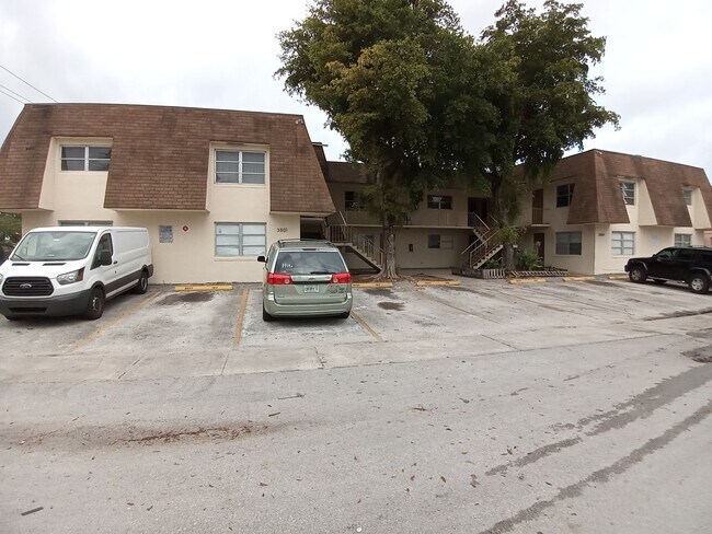 Interior Photo - 3801 SW 59th Ter