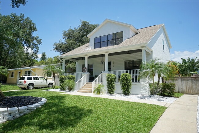 Primary Photo - Unique South Tampa 3/3/2 Home