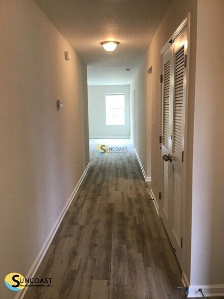 Building Photo - 7094 Plymouth Grove Ct