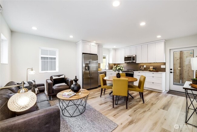 Building Photo - 3 bedroom dream home in Highland Park Neighborhood, West Seattle