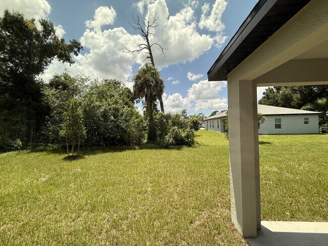 Building Photo - 2857 Shady Ave