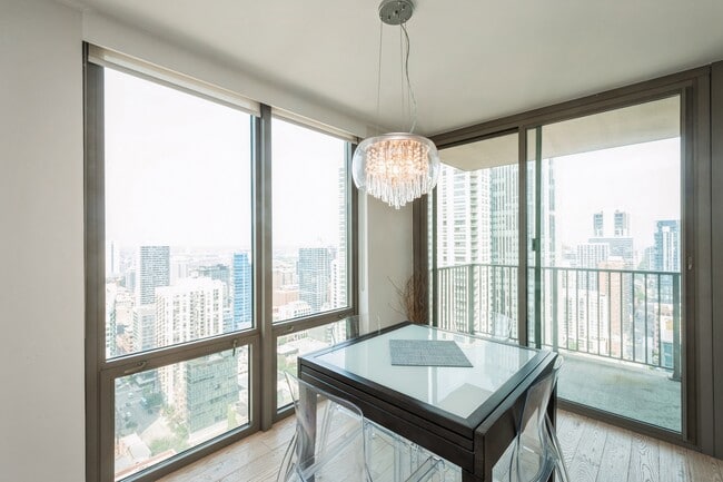 Building Photo - 2 E Erie St