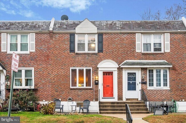 Building Photo - 650 Magnolia Ave