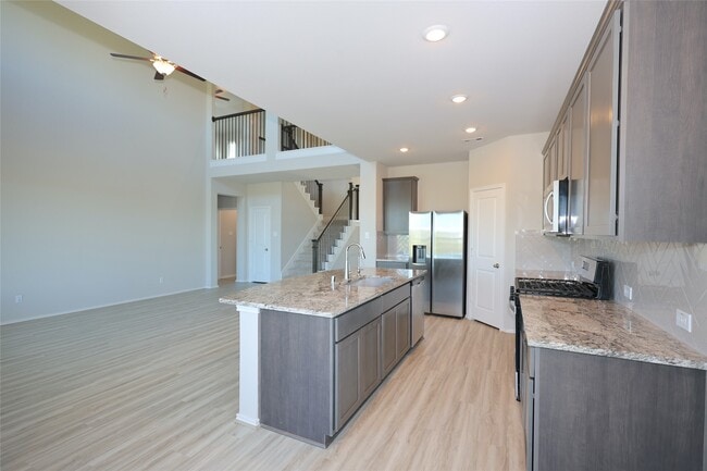 Building Photo - 1342 Wild Mustang Trl