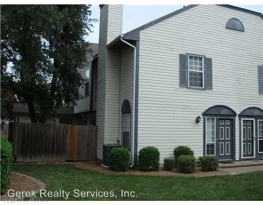 Primary Photo - 2 br, 2.5 bath House - 685 Oleander Circle