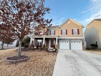 Building Photo - Expansive 5-Bedroom, 3-Story Home in Desirable Harrisburg Neighborhood