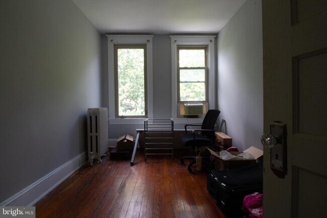 Building Photo - 148 Adams St NW