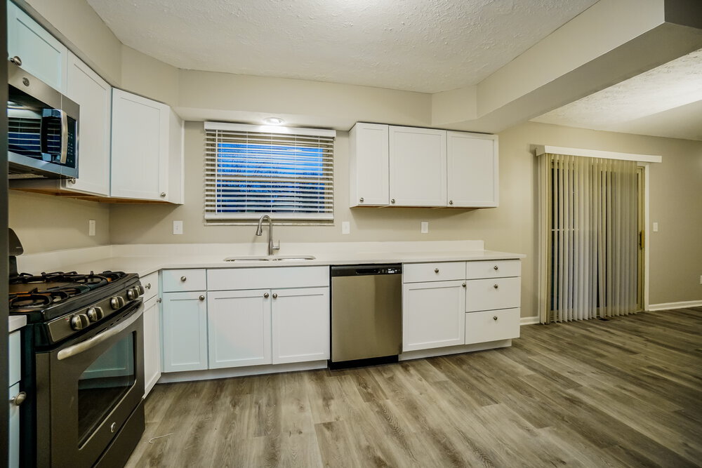 Building Photo - 1127 Crestview St