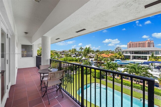Building Photo - 6850 Sunrise Terrace